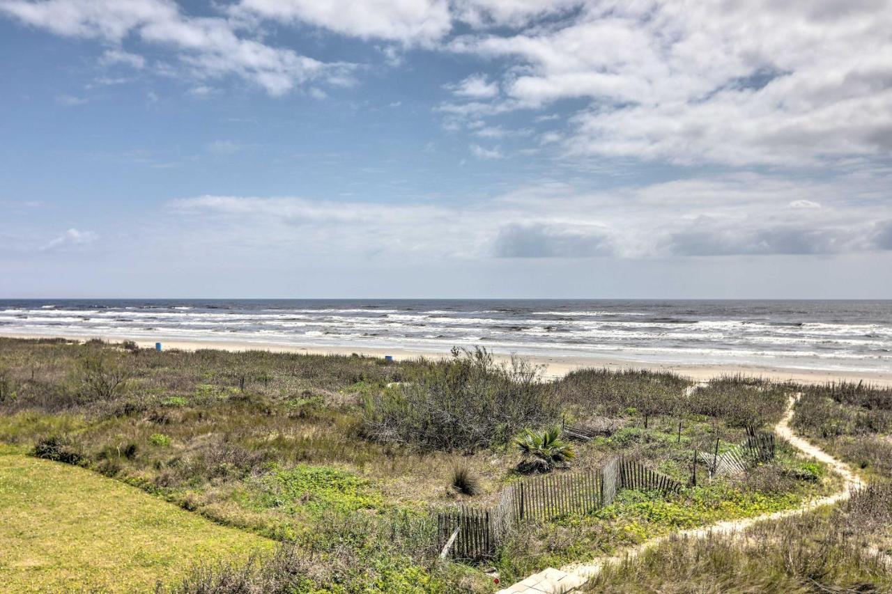 Oceanfront Galveston Home - Walk To Beach! Ngoại thất bức ảnh