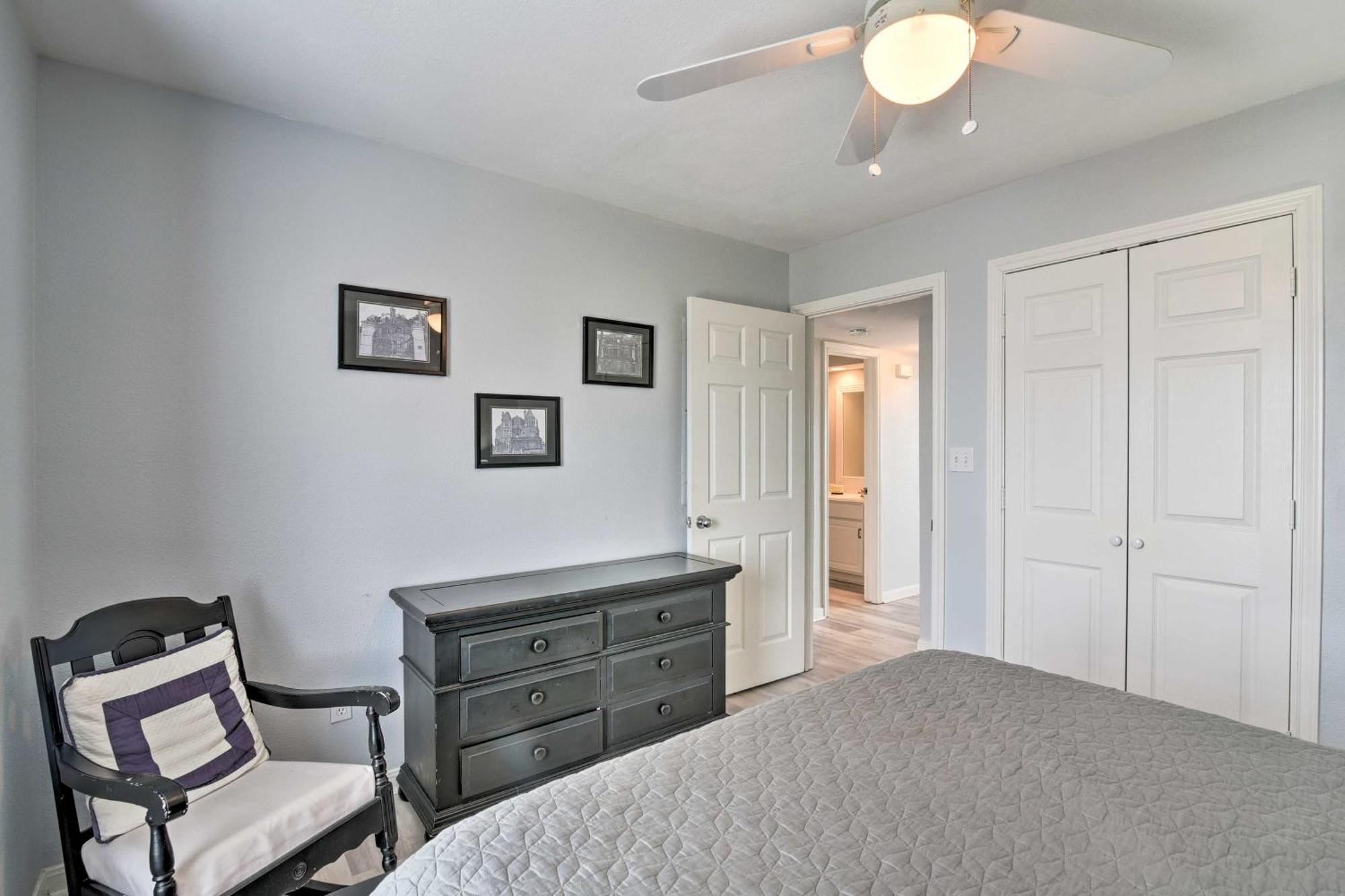 Oceanfront Galveston Home - Walk To Beach! Ngoại thất bức ảnh